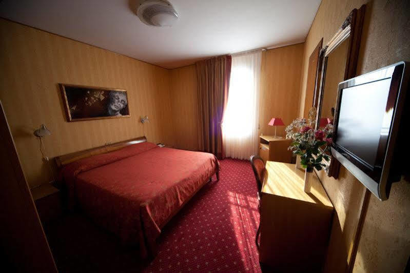 Hotel Sole Castione della Presolana Ngoại thất bức ảnh